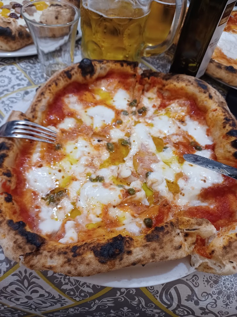 Trattoria-Pizzeria O'Lucianiello · Foto 3